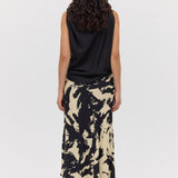 BLACK BLOOM CREPE POISE SKIRT