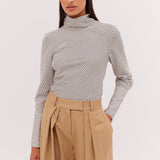 OAT STRIPE BYSTANDER TOP