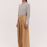 OAT STRIPE BYSTANDER TOP