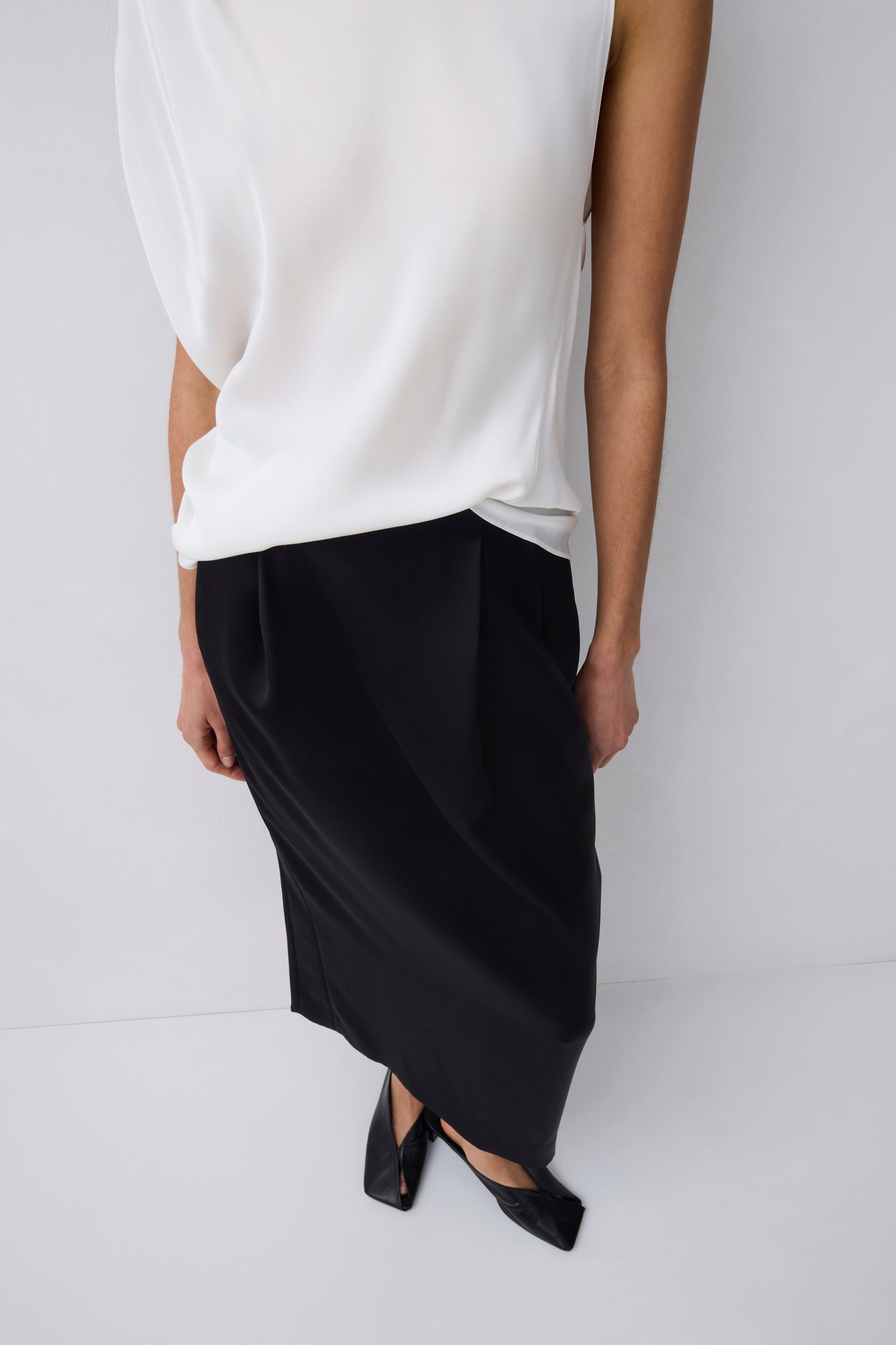 IVORY SILK ROMA TOP