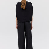 BLACK CREPE CRAWFORD TOP