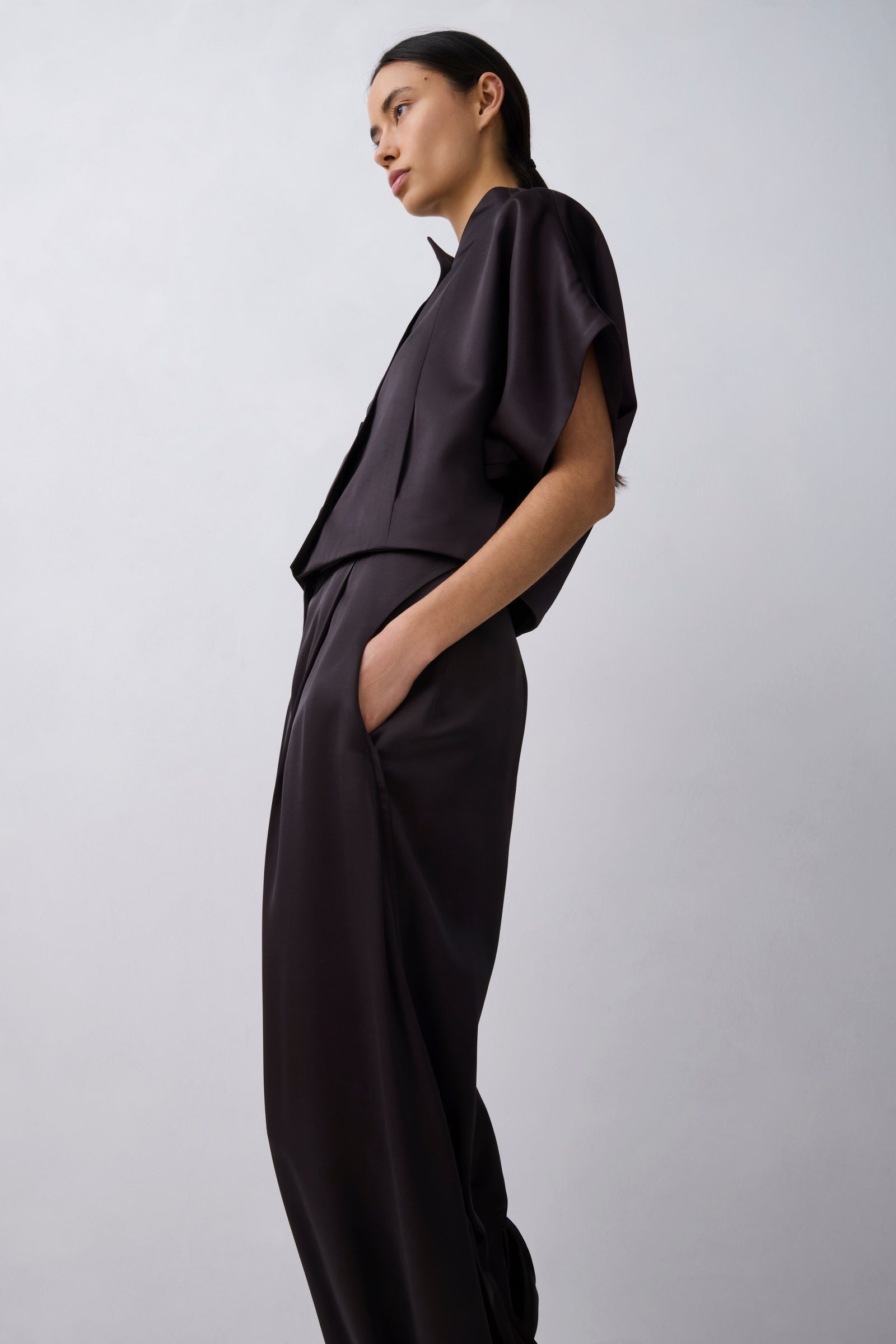 CHOCOLATE SATIN SUITING MUTUAL JACKET