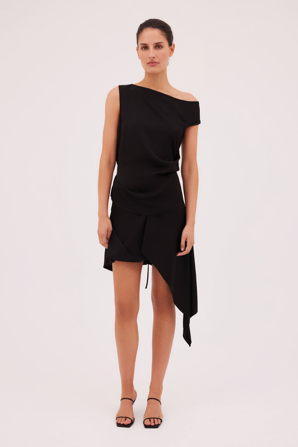 BLACK SATIN CREPE VICE TOP