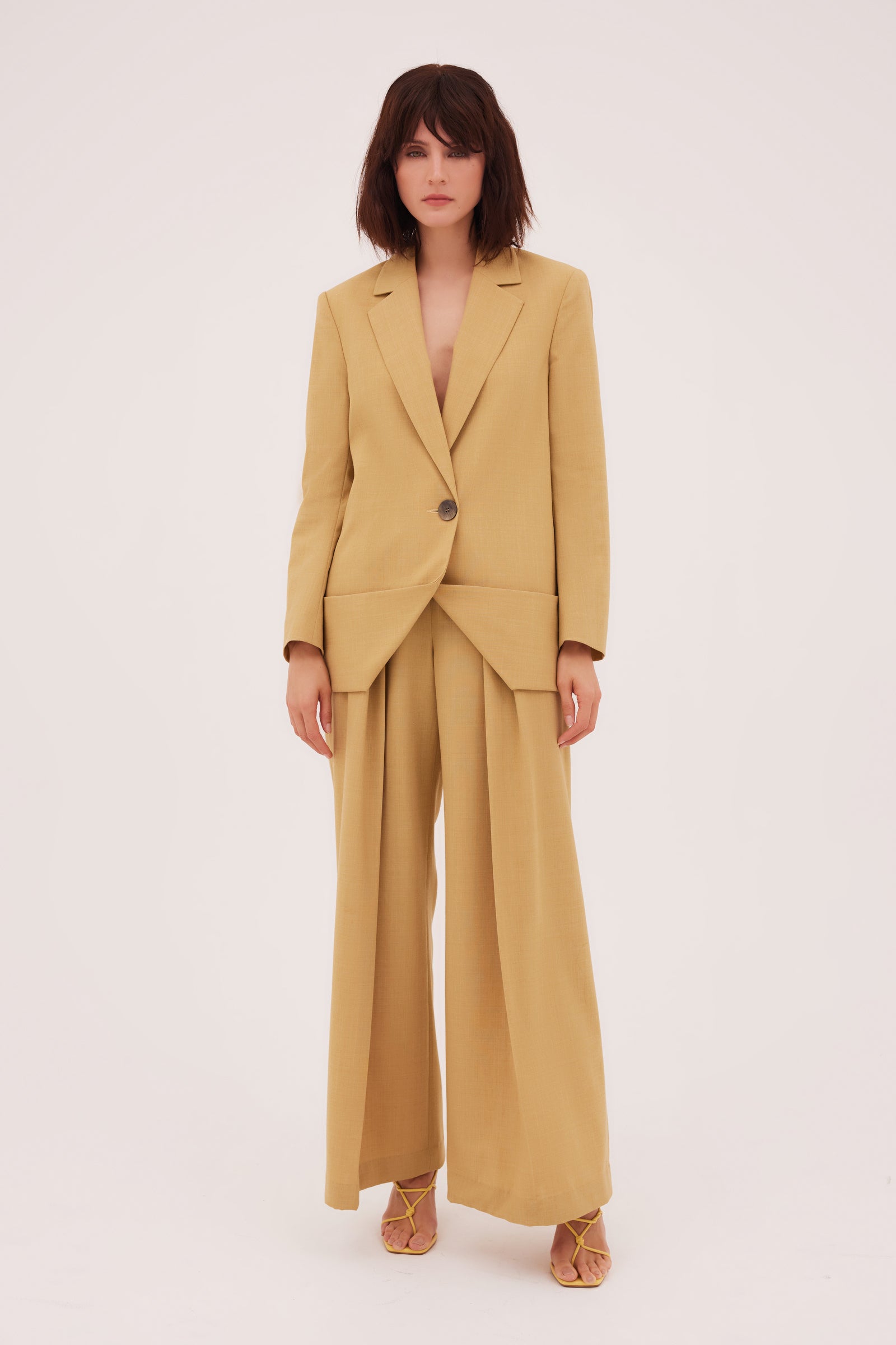 CLAY SUITING PROCESSION PANT