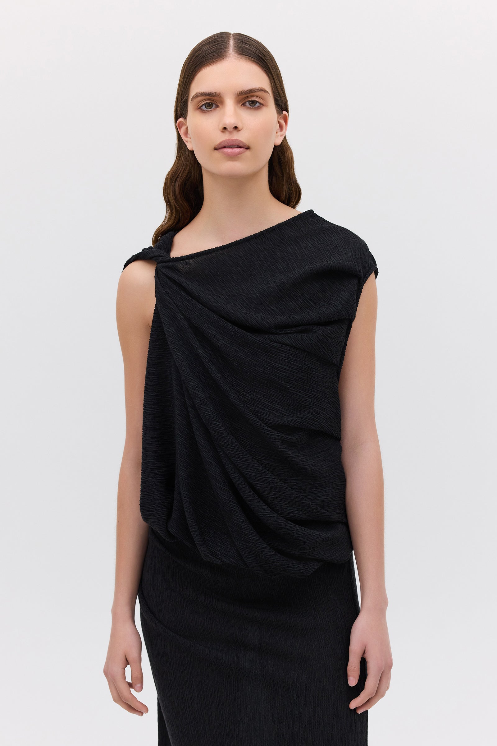BLACK CRINKLE TUMBLE DRESS