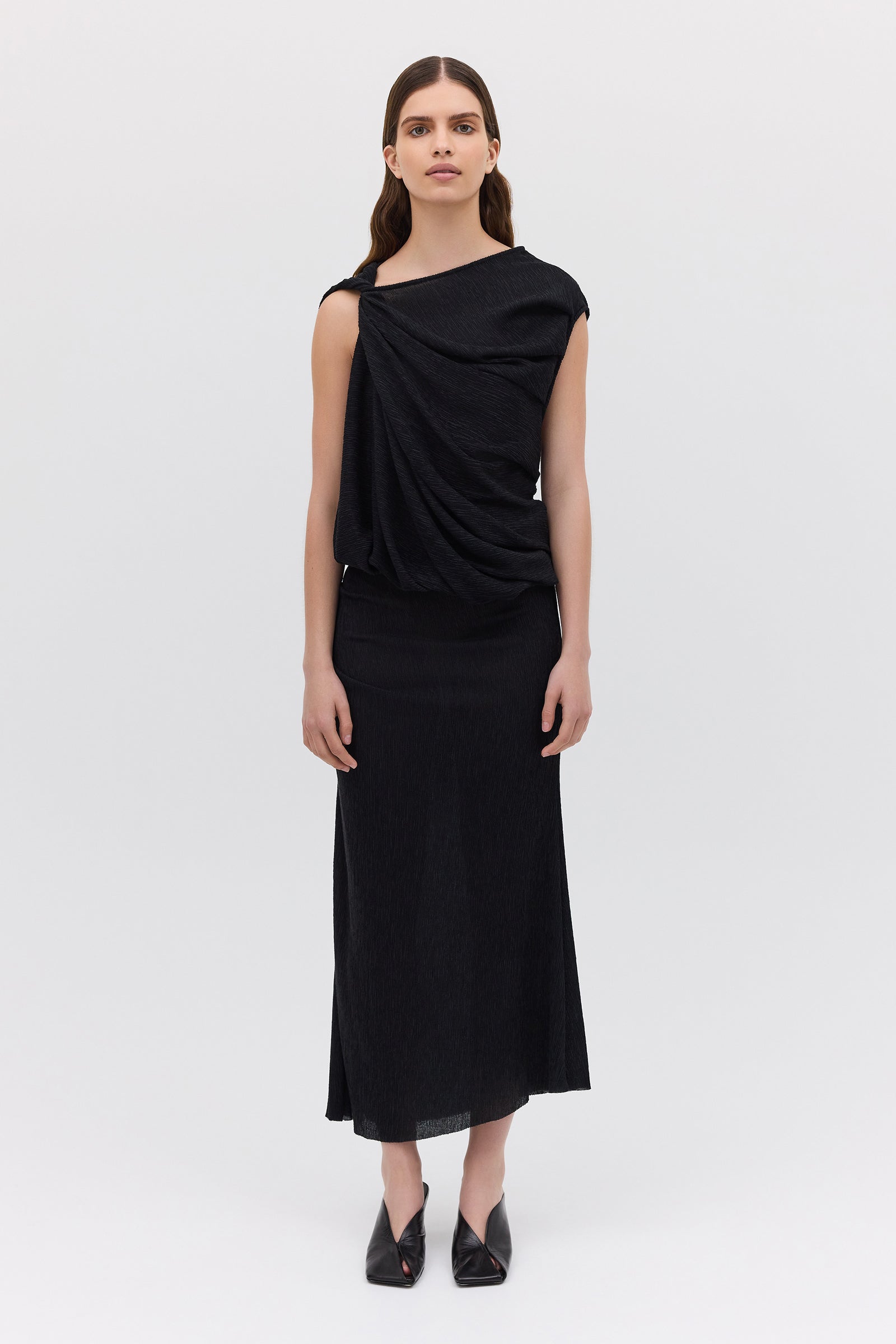 BLACK CRINKLE TUMBLE DRESS