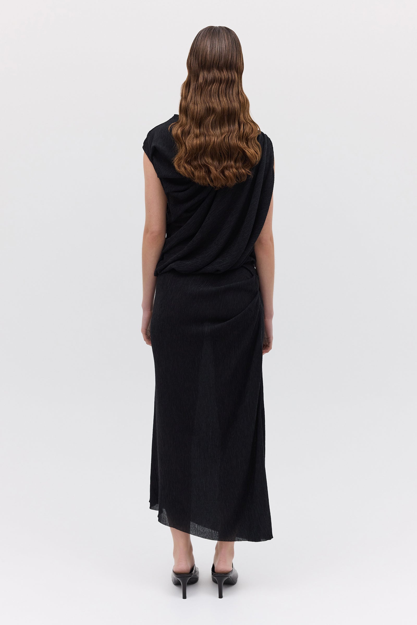 BLACK CRINKLE TUMBLE DRESS