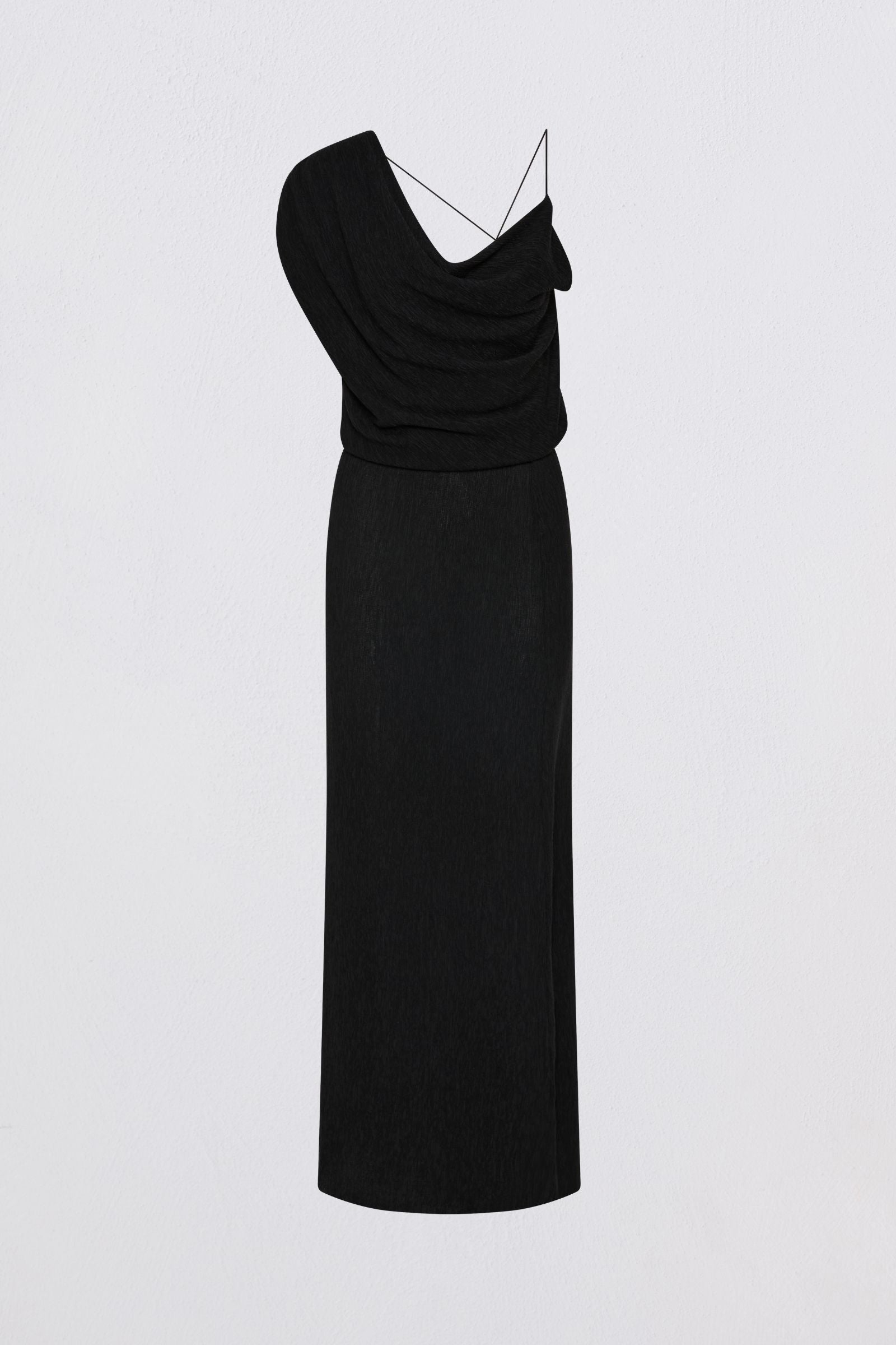 BLACK CRINKLE LIQUID GOWN
