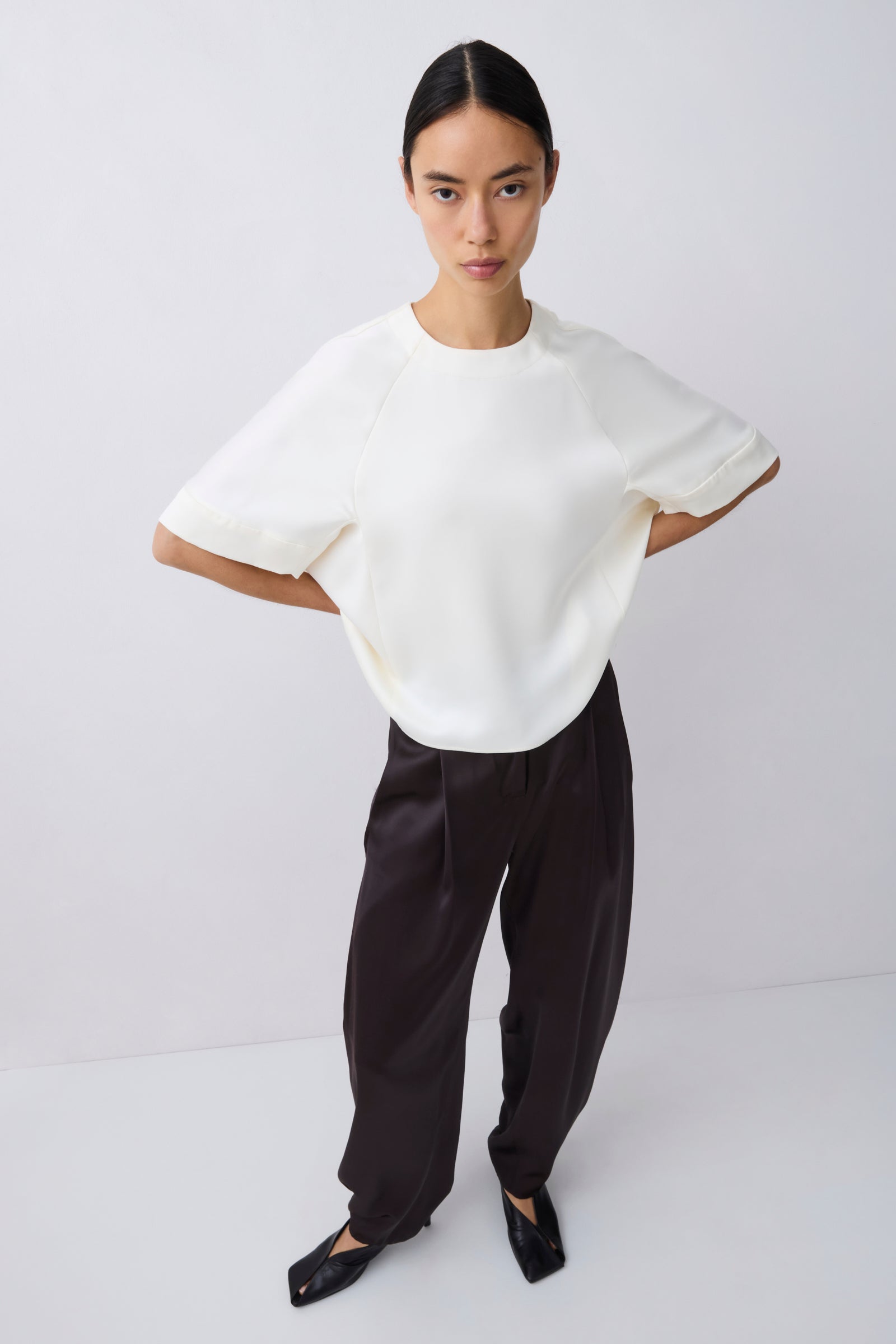 CREAM SATIN EVOLVE TOP
