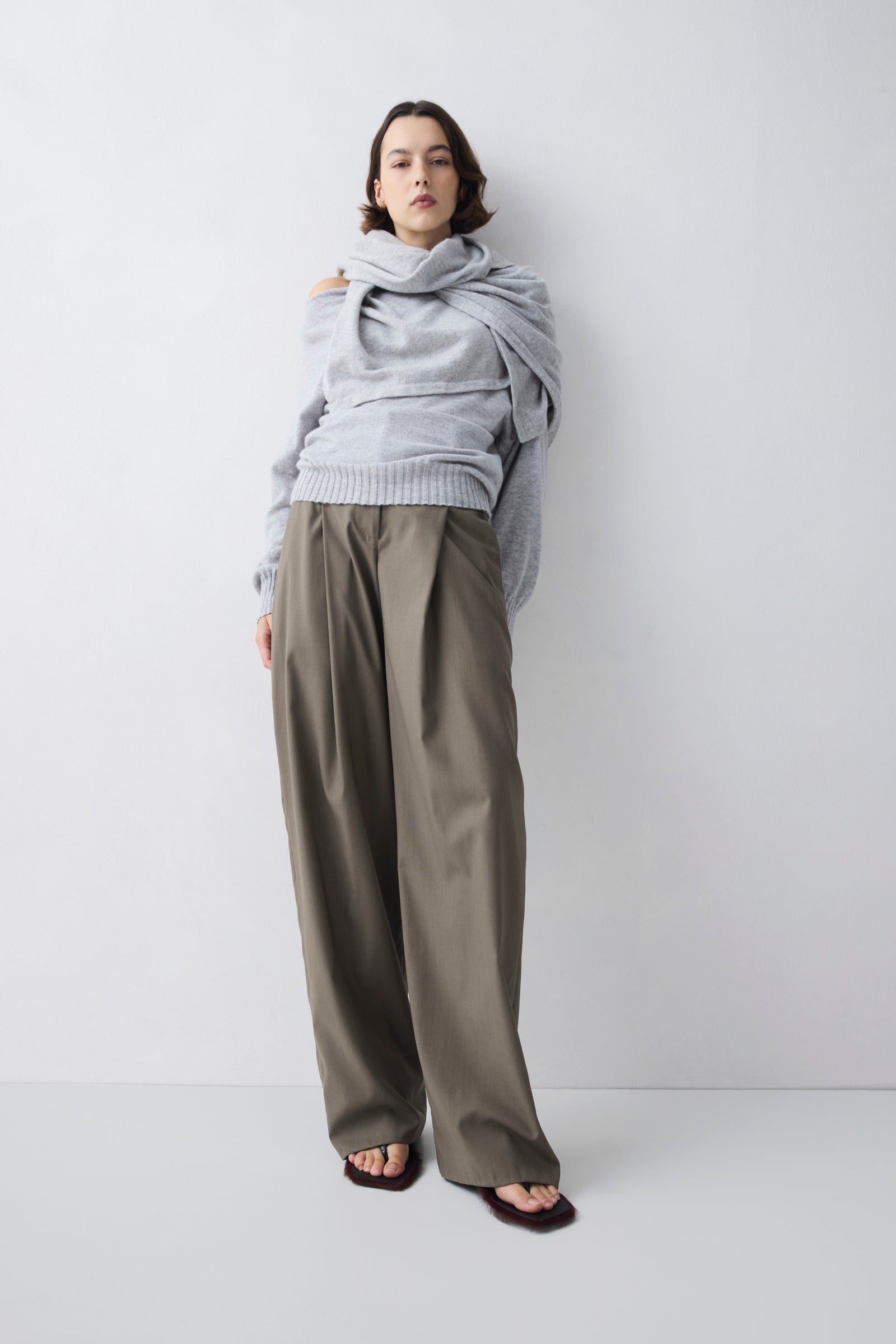 BRONZE WOOL SUITING ADAPTATION PANT