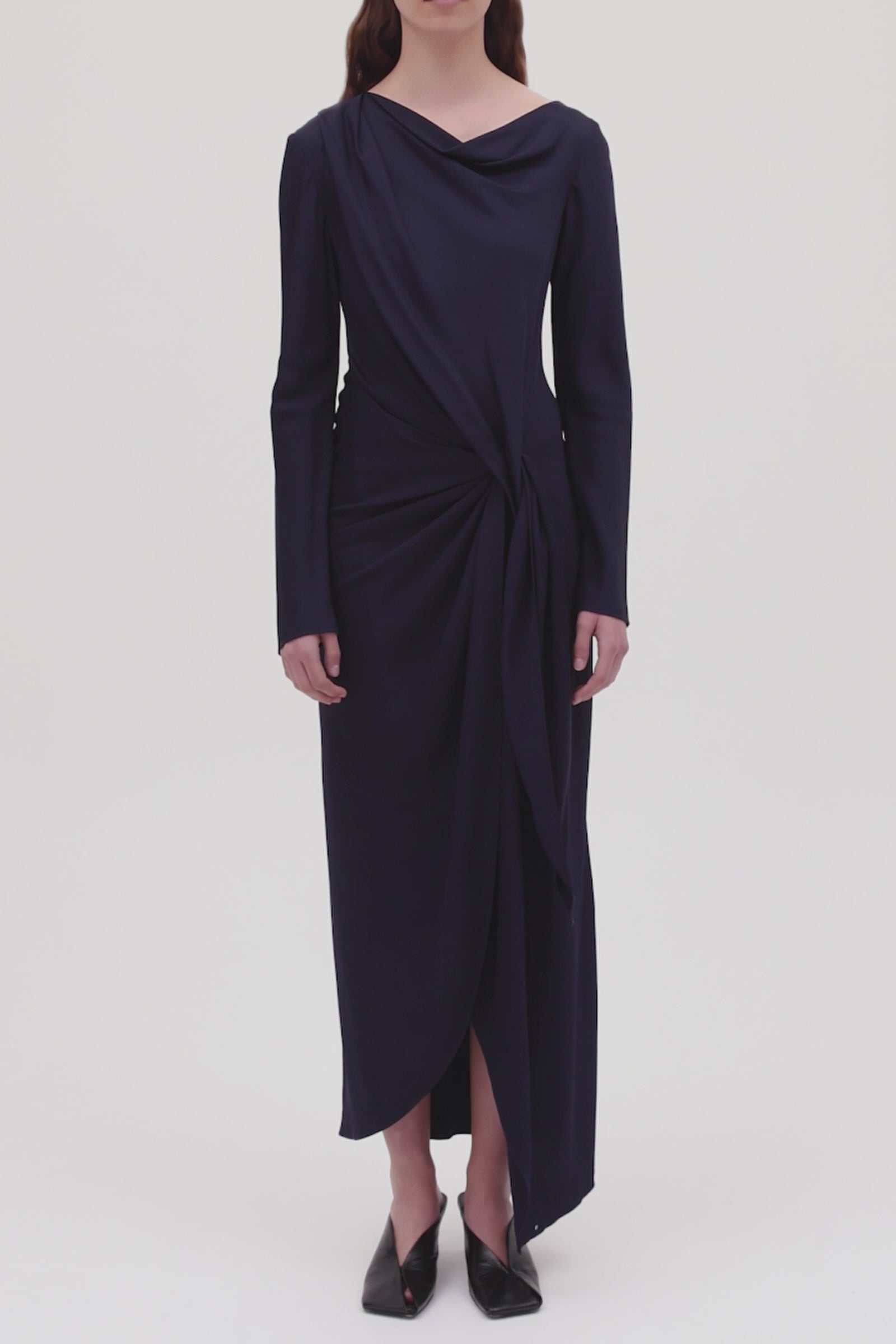 8dbe9c7d128a4231b58f16a3c1d22f