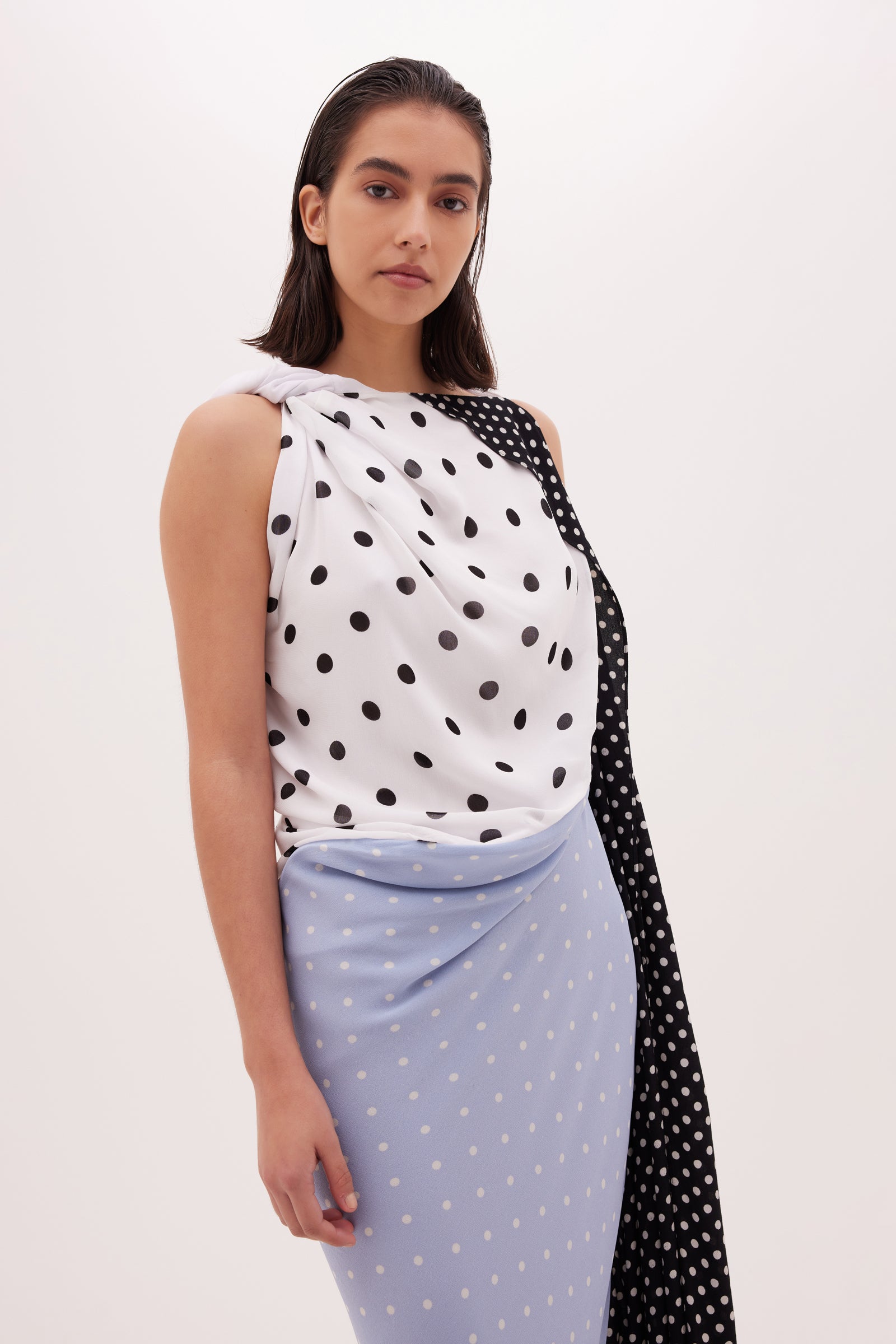 WHITE SPOTTED GEORGETTE LEDA GOWN